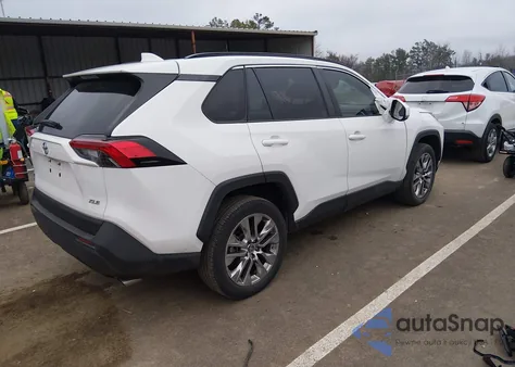2019 Toyota Rav4 Xle Premium z USA, uszkodzony, nr VIN 2T3C1RFV9KW010512